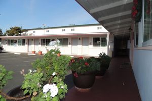 Alojamiento - Sundown Inn