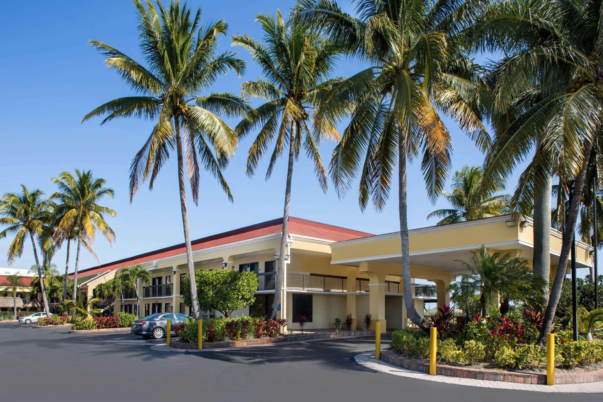 Vista Exterior Days Inn by Wyndham Florida City