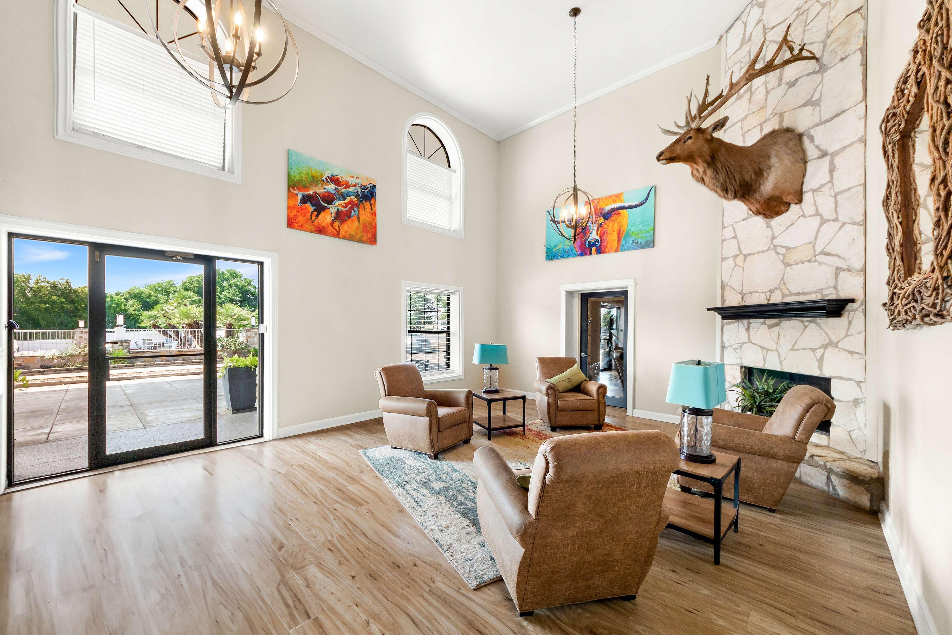 Vista Lobby Best Western George West Executive Inn