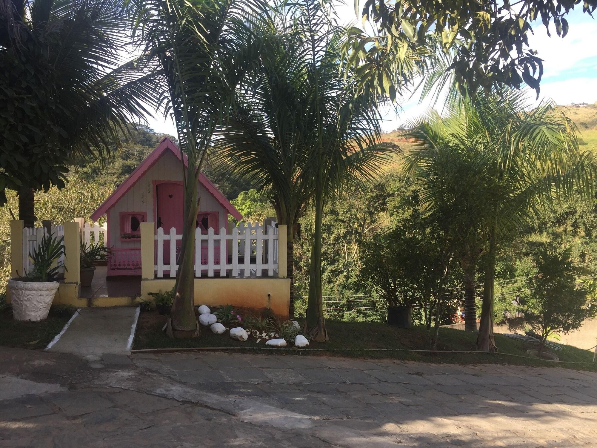 Vista Exterior Pousada Marinho Society