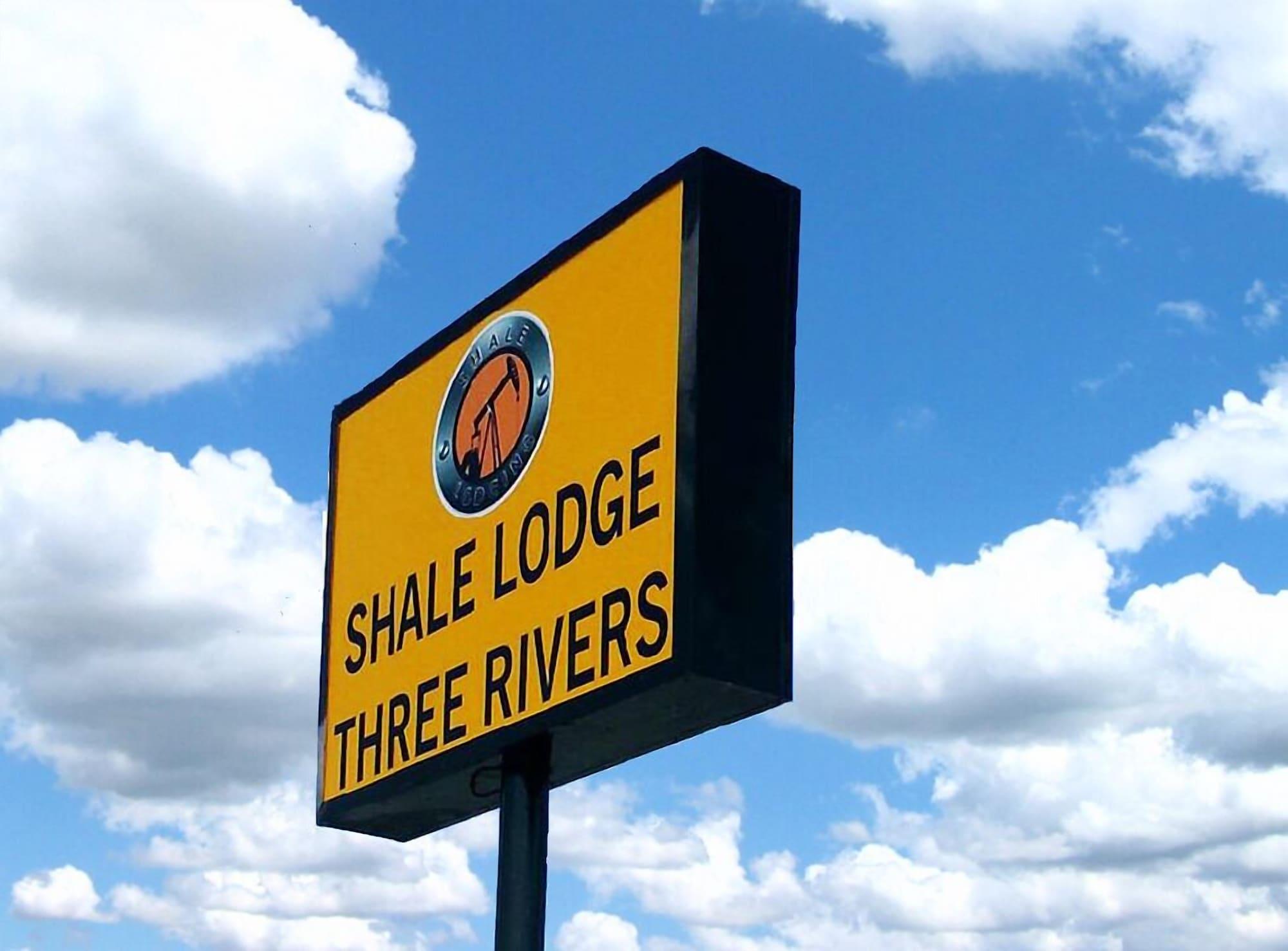 Vista Exterior Shale Lodge Three Rivers