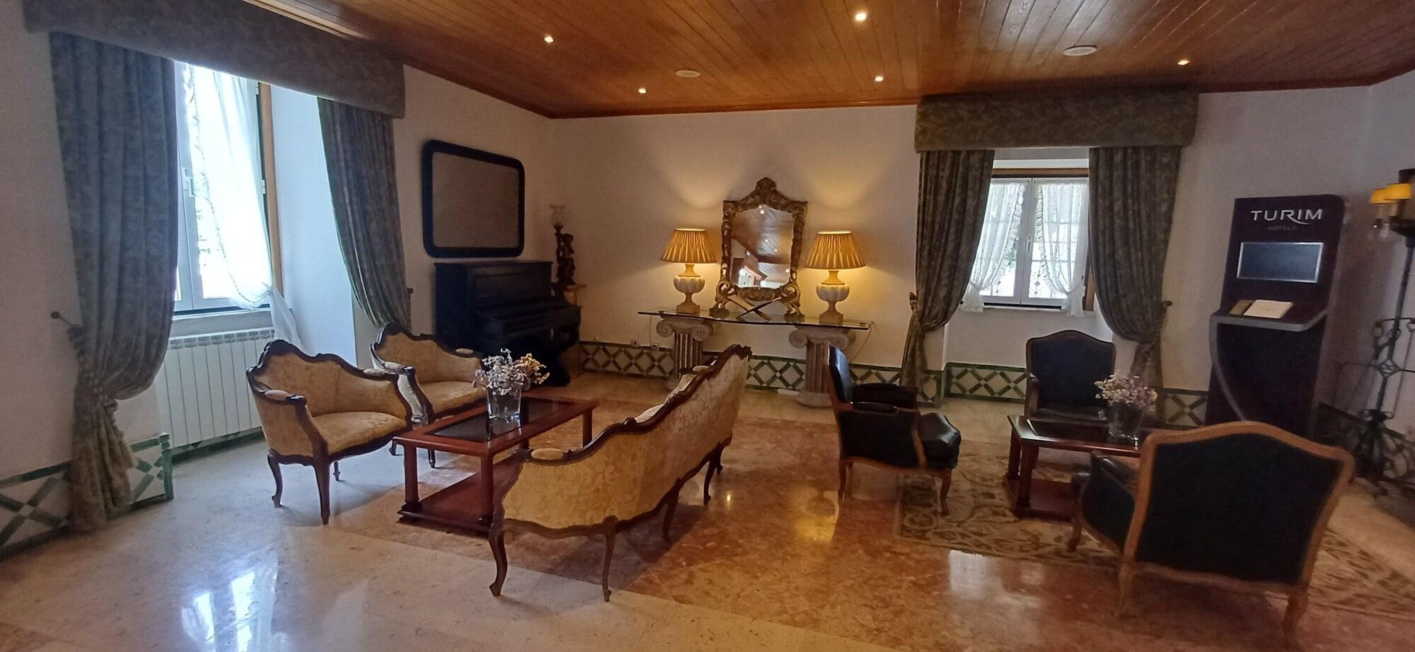 Vista Lobby TURIM Club d'Azeitao Hotel
