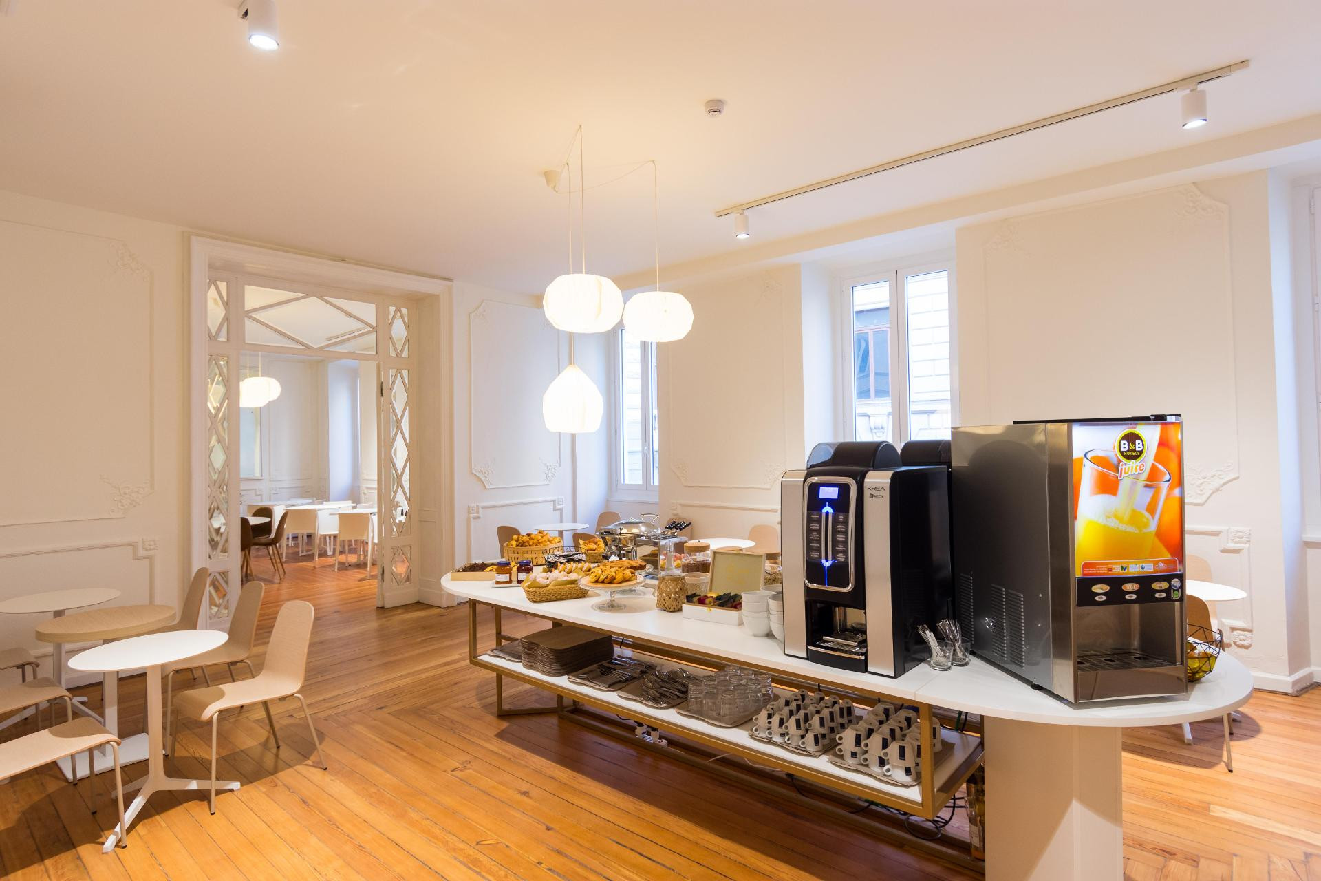 Restaurant B&B HOTEL Genova Principe