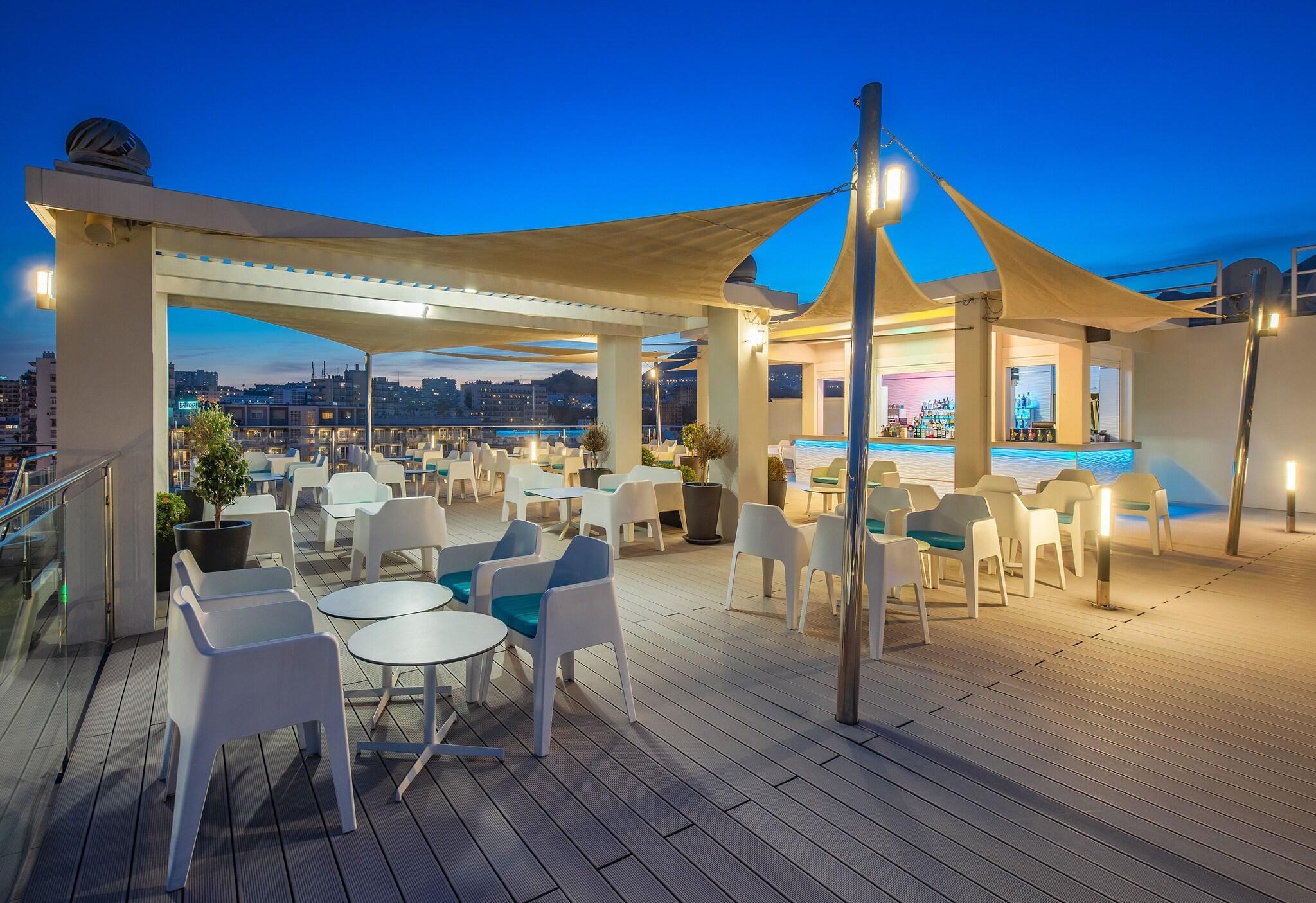 Bar/Salón Hotel Las Arenas, Affiliated by Meliá