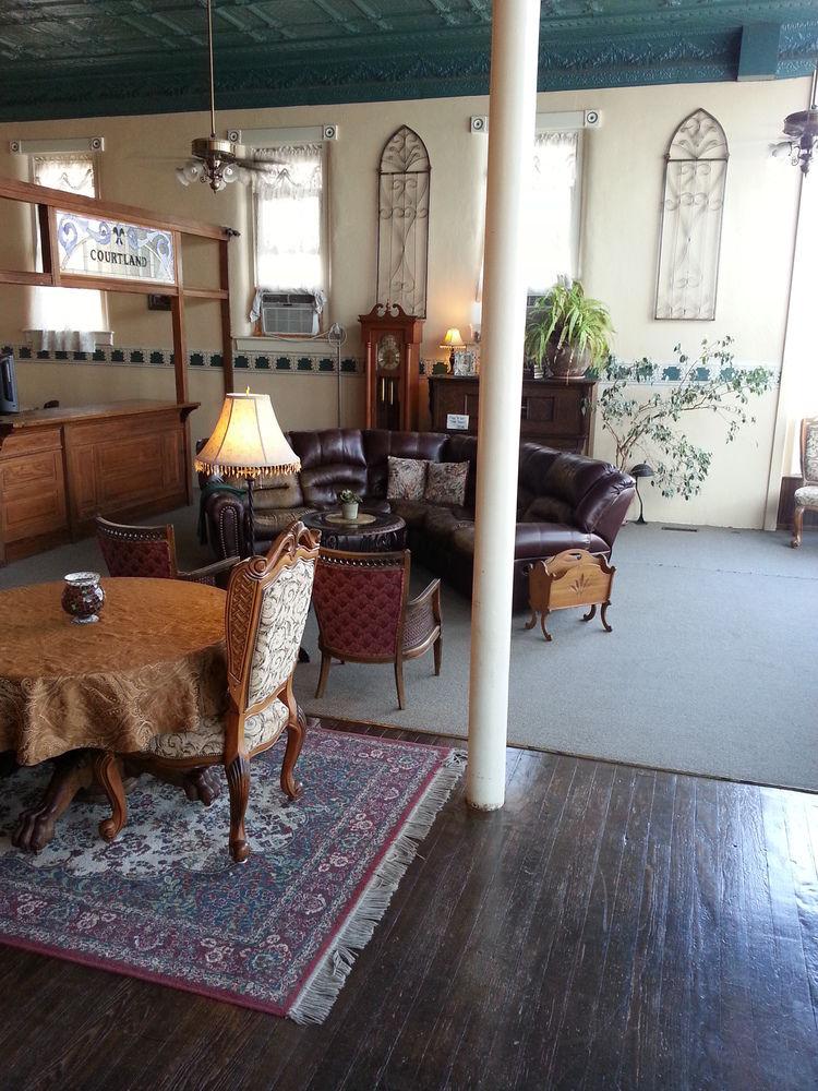Vista Lobby The Courtland Hotel and Day Spa