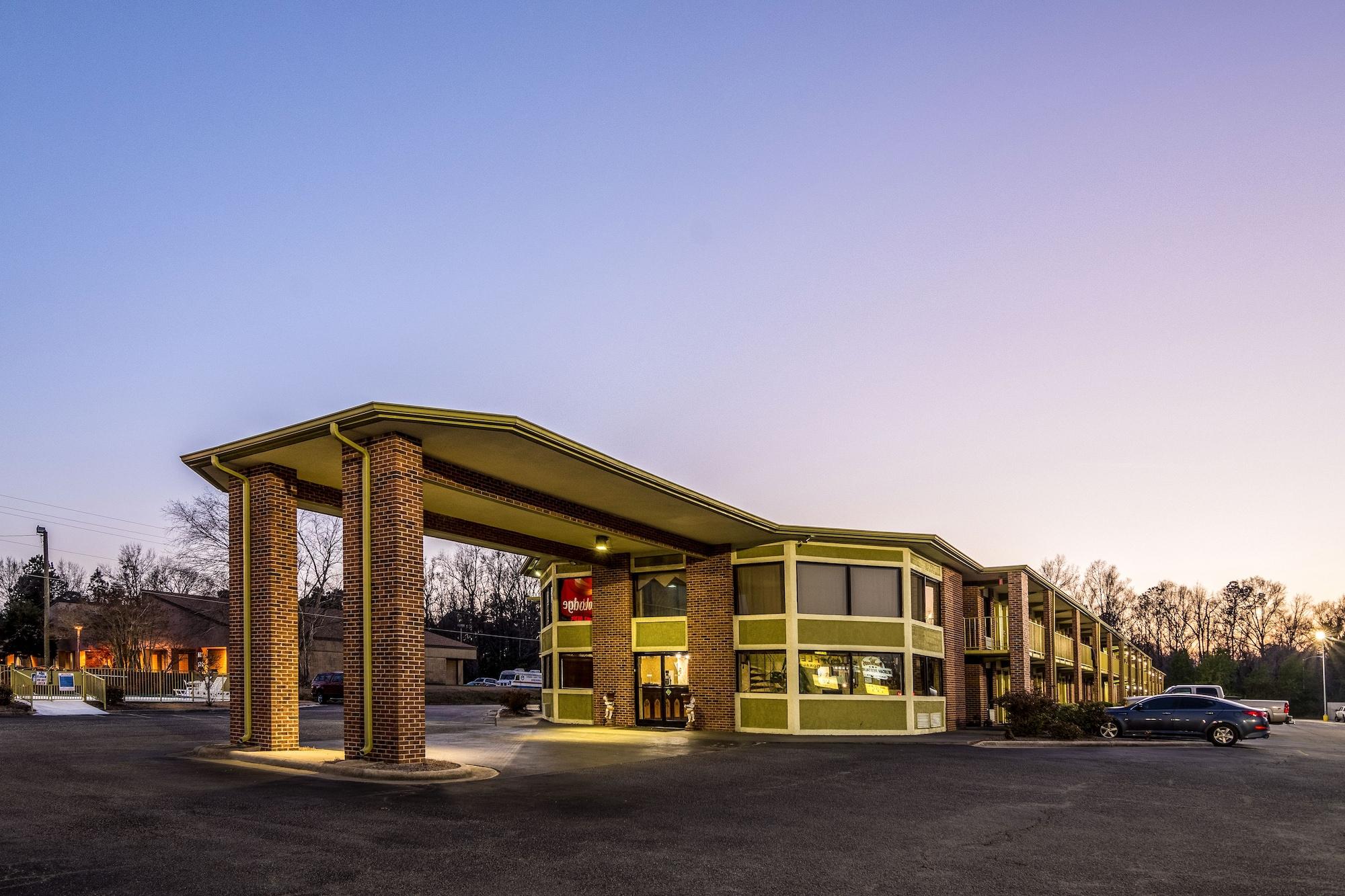 Vista Exterior Econo Lodge Whiteville