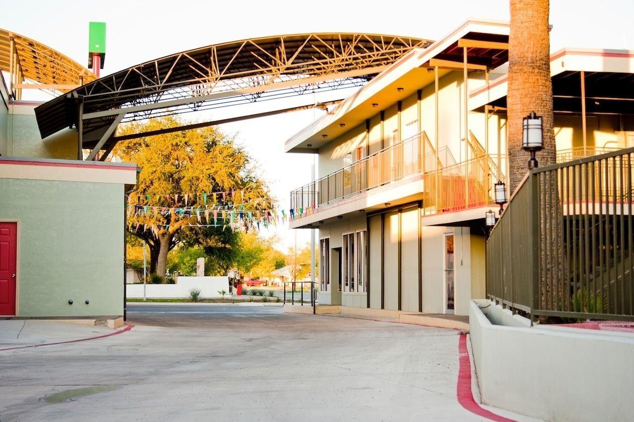 Vista Exterior Whispering Palms Inn