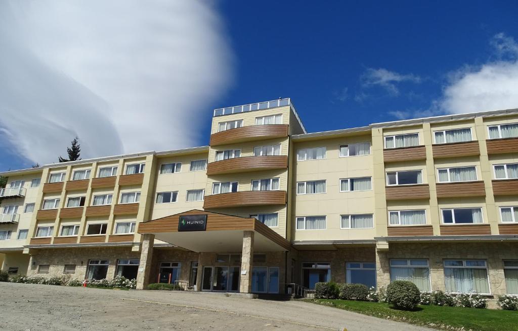 Vista Exterior Huinid Pioneros Hotel