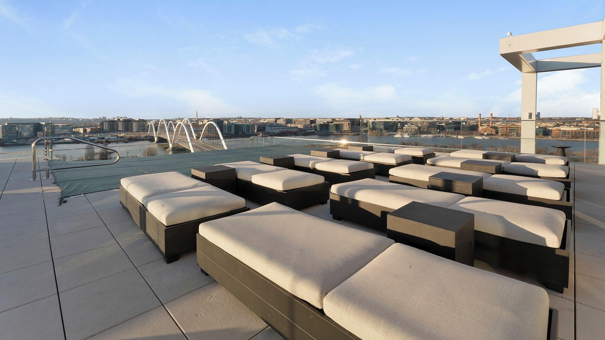 Vista Piscina Landing at Bridge District