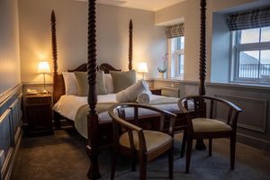 Alojamiento - Rosedale Hotel