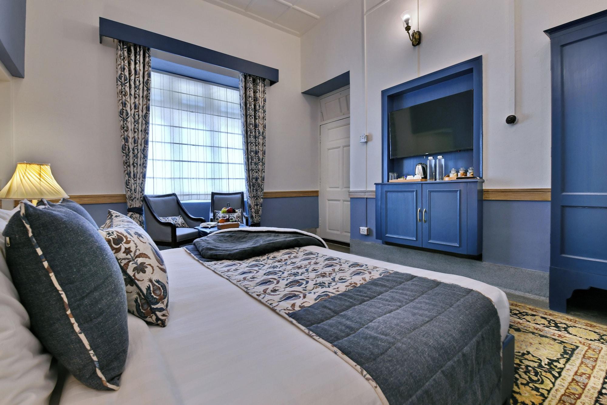 Habitación Brij Villa, Dalhousie - A Colonial Luxury Retreat