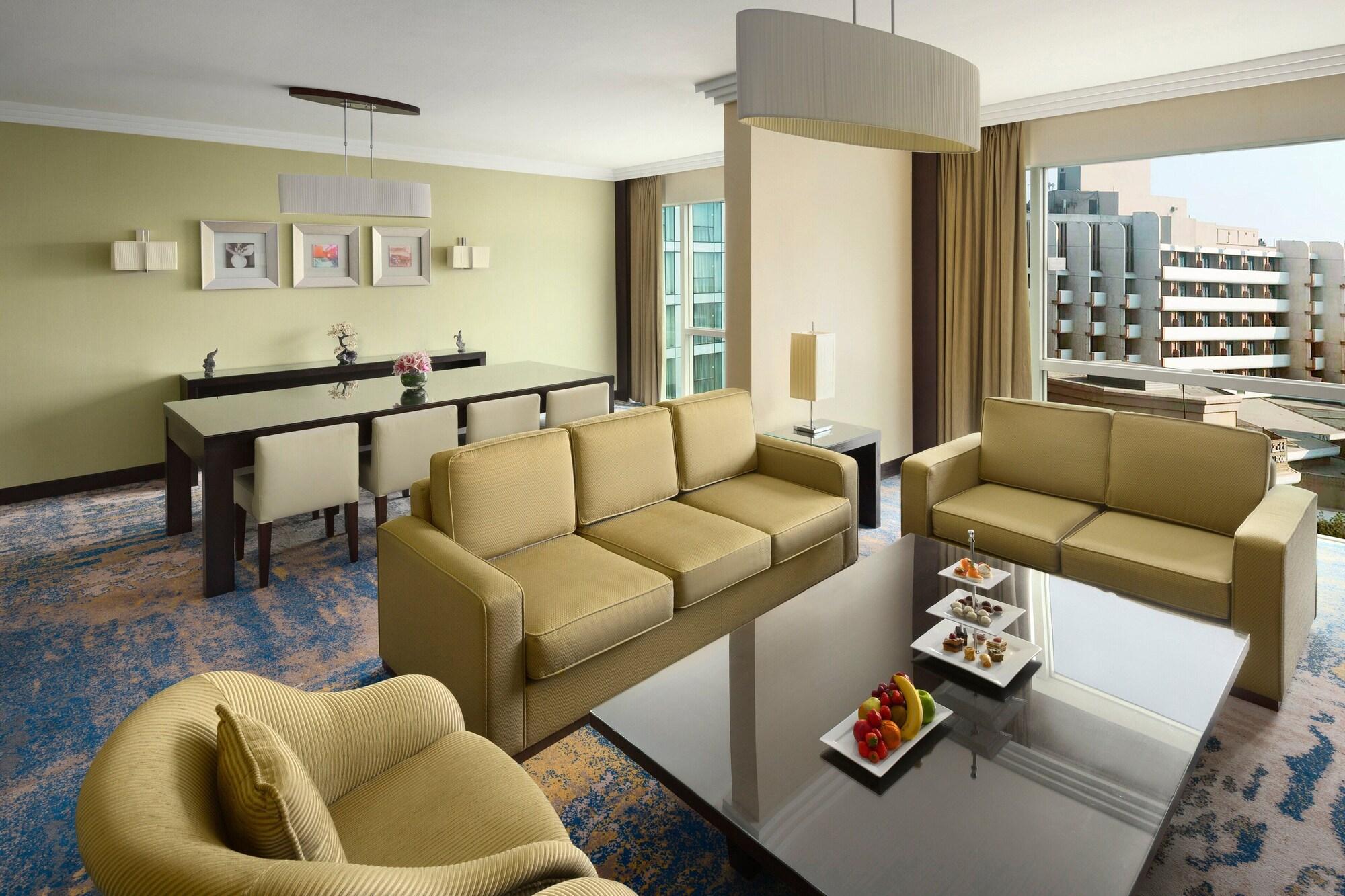 Habitación Crowne Plaza Jeddah by IHG