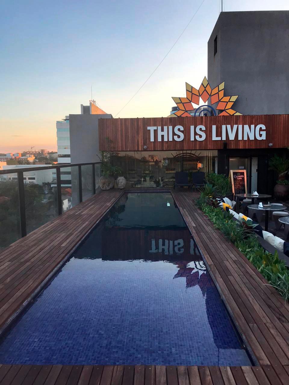 Vista Piscina Five Hotel & Residences