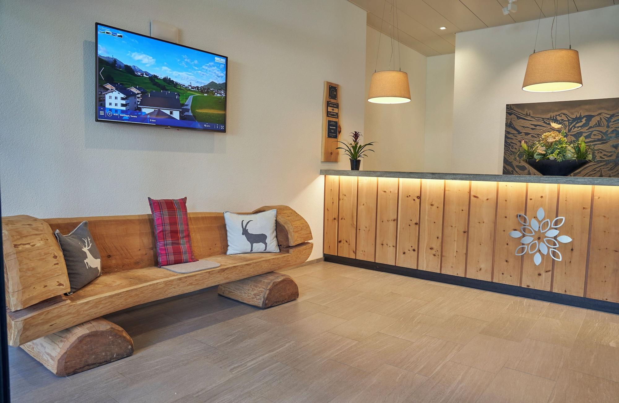 Vista Lobby Pradas Resort Brigels