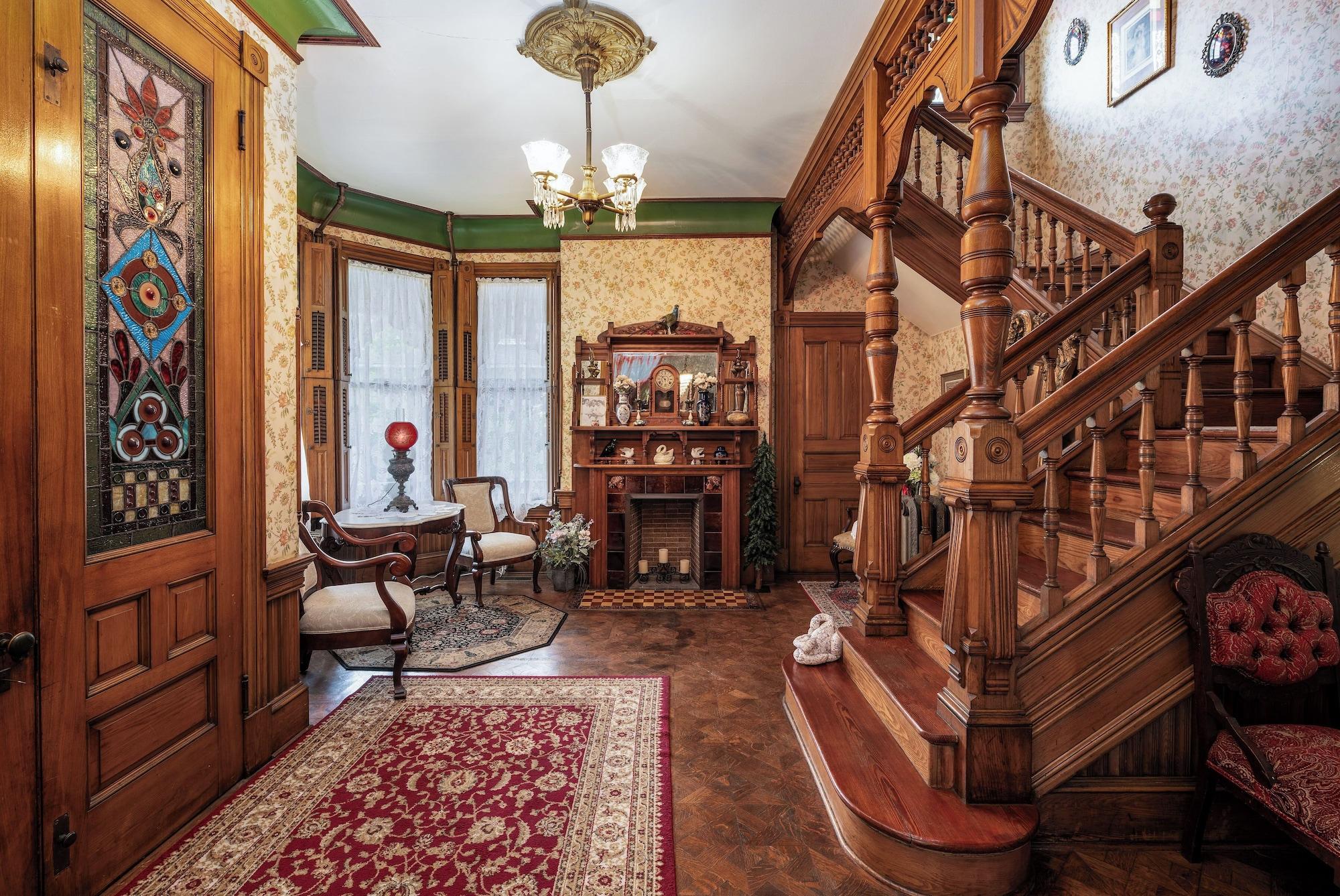 Vista Lobby Gillis Grier Bed & Breakfast