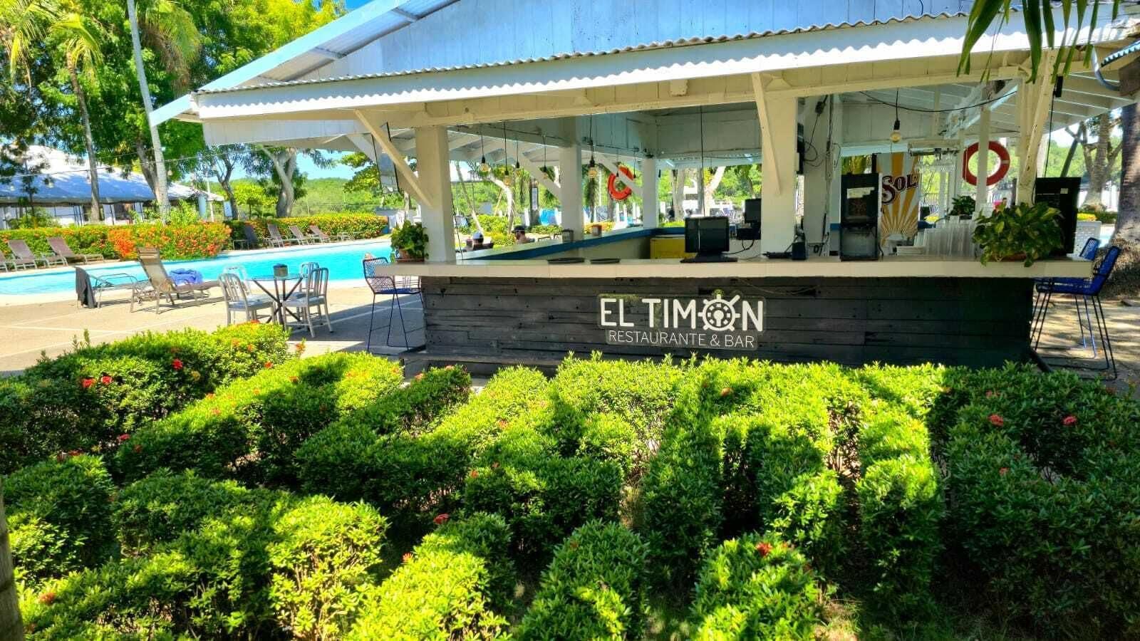 Bar/Salón Puerto Azul Hotel