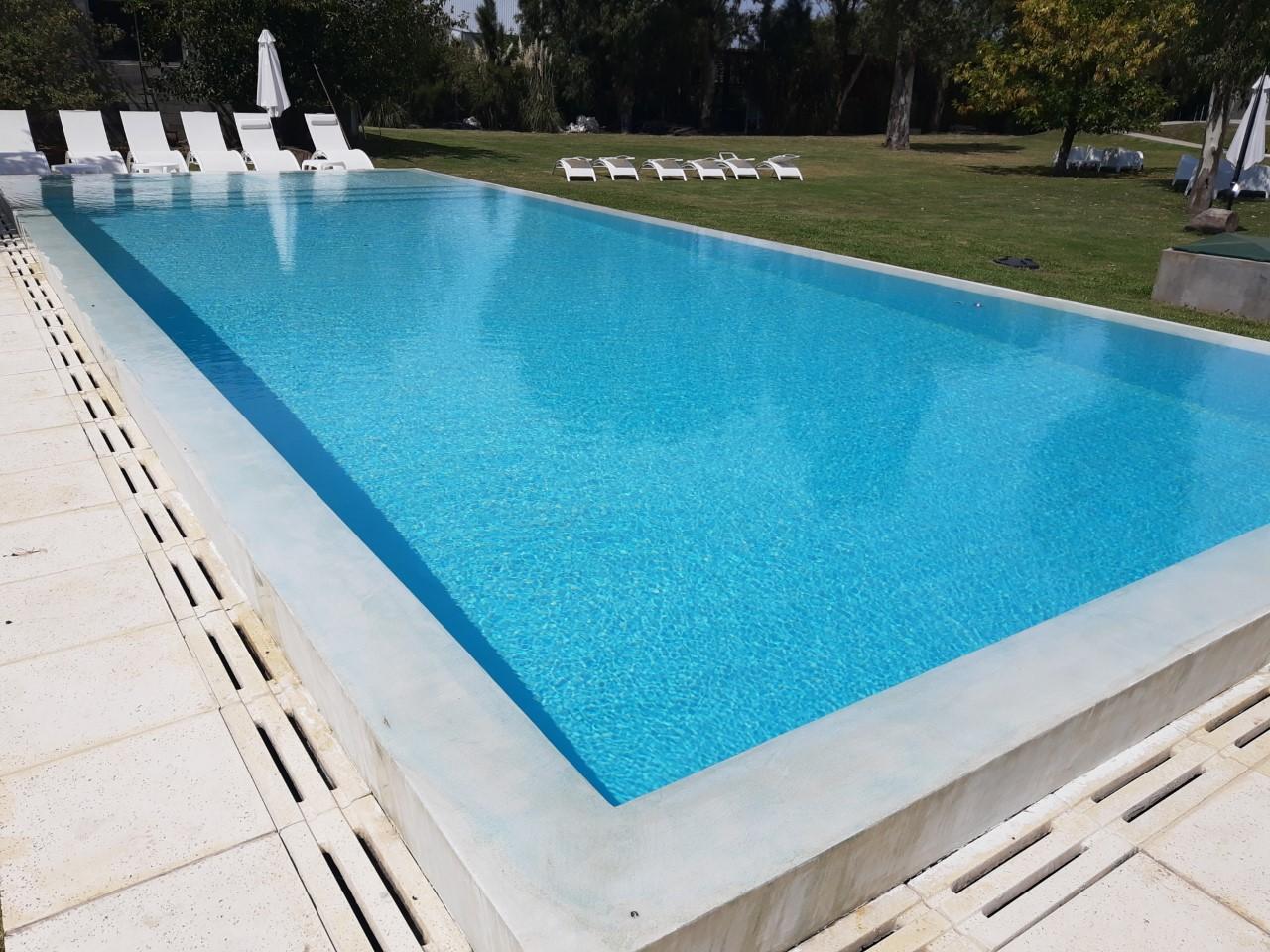 Vista Piscina La posada multiespacios