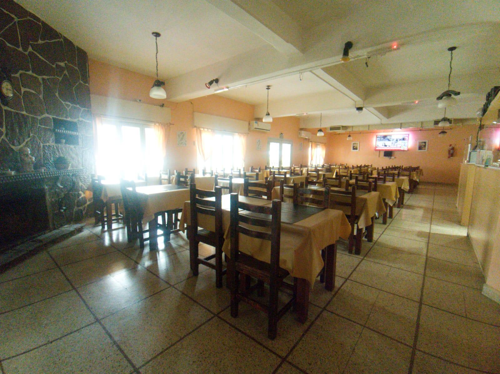 Bar/Salón Hotel Nuevo Fatica