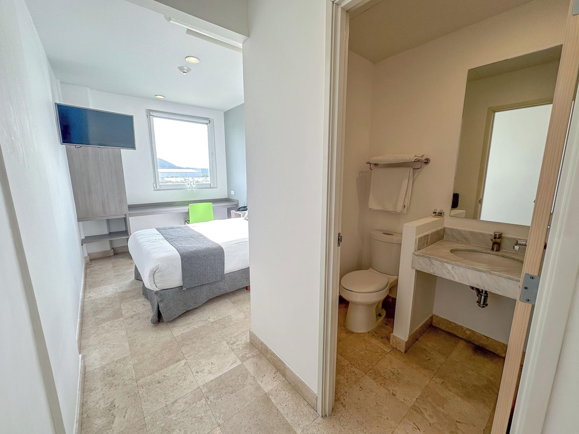 Varios SR Hotel