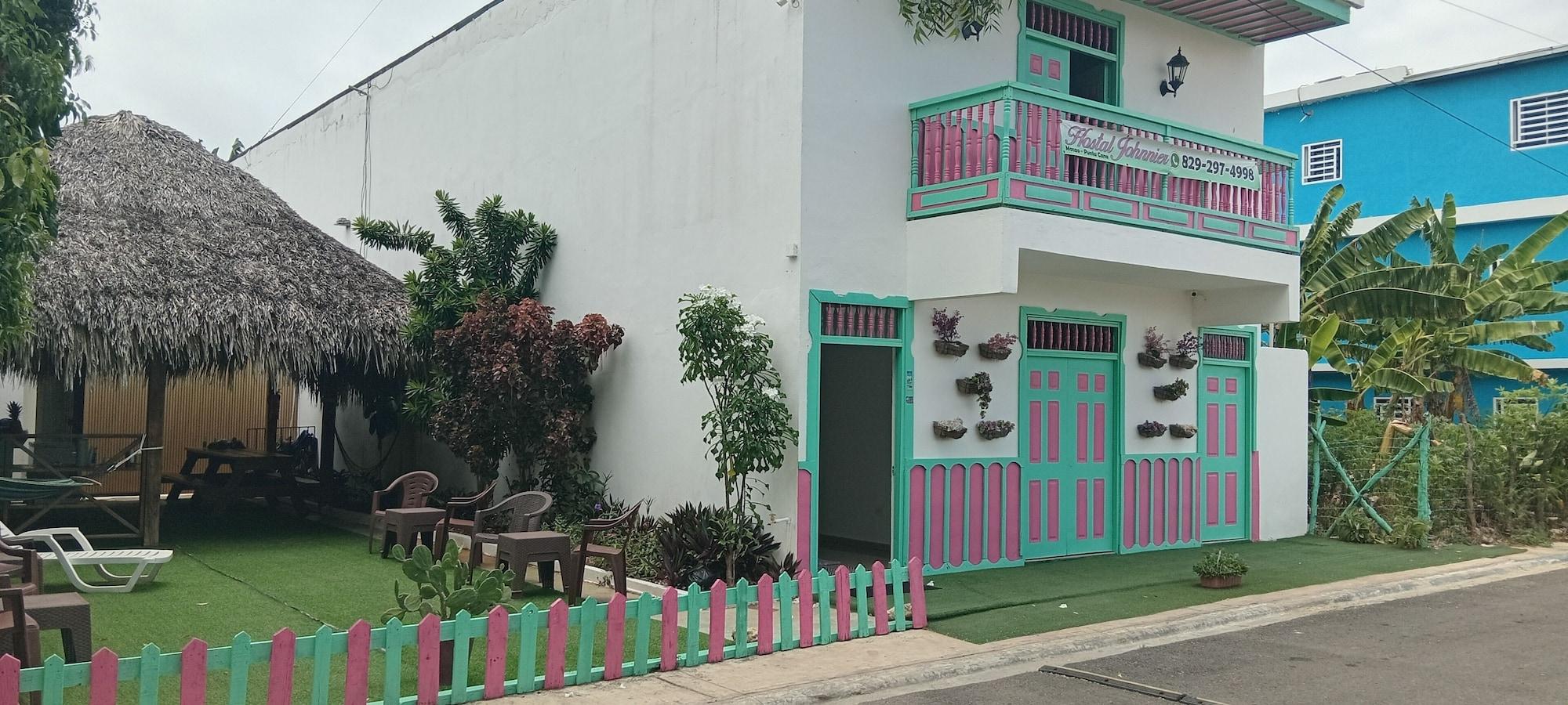 Varios Hostal Johnnier Macao Punta Cana