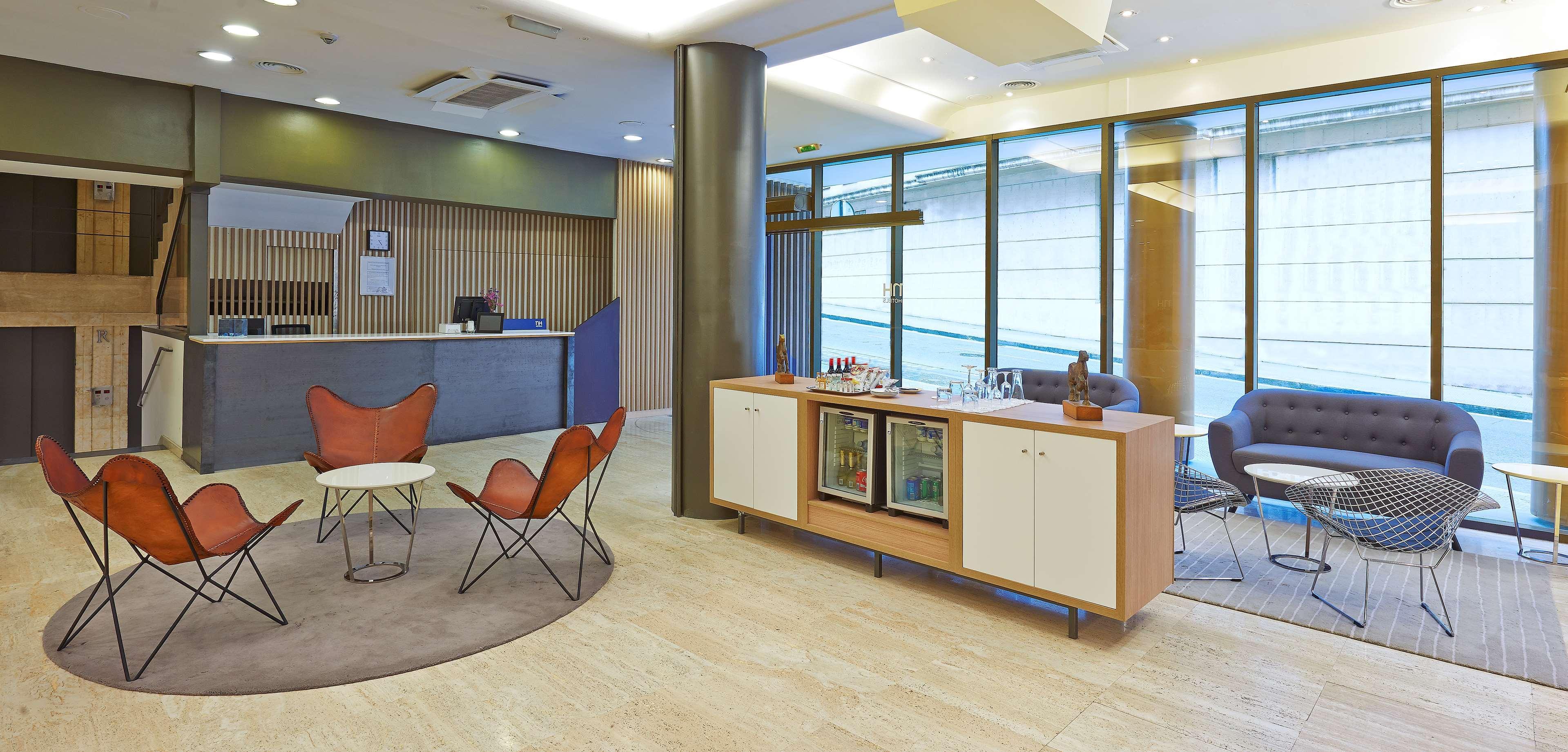 Vista Lobby NH Bilbao Deusto