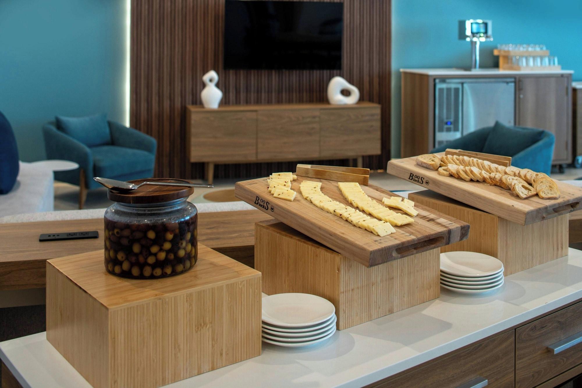 Restaurant Element Indianapolis Carmel