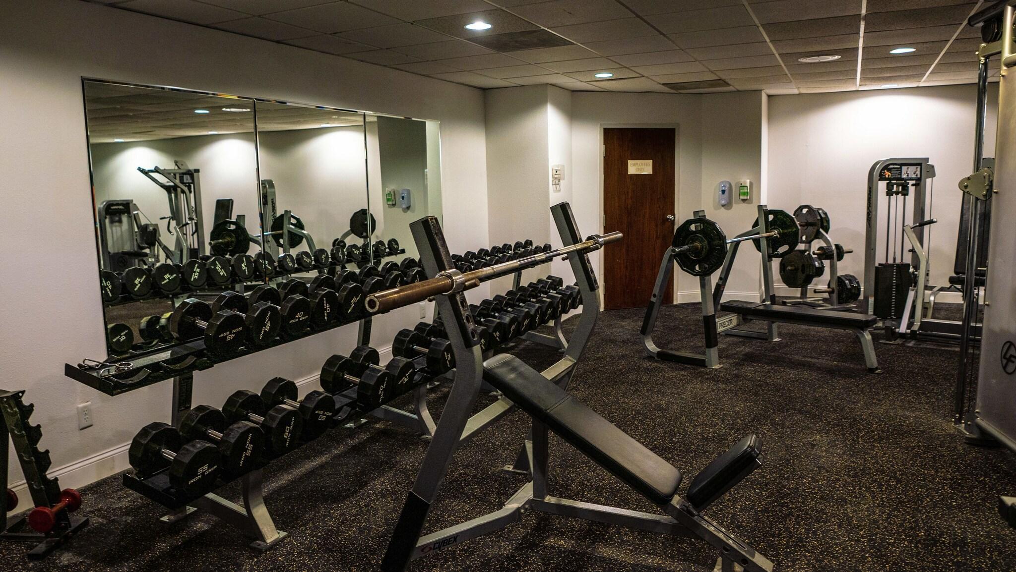 Gimnasio Regalia Hotel & Conference Center