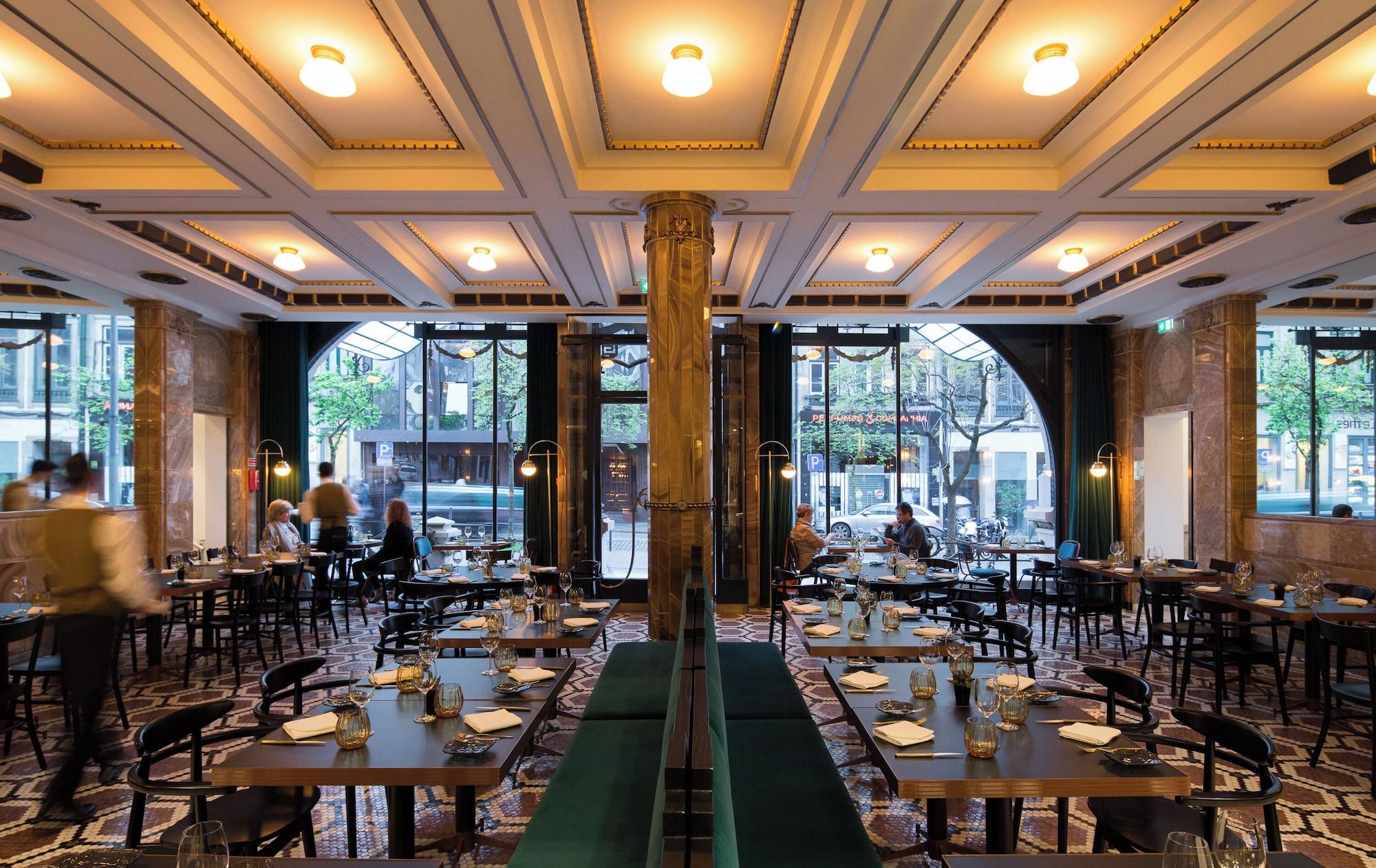 Restaurant Pestana Porto - A Brasileira, City Center & Heritage Building