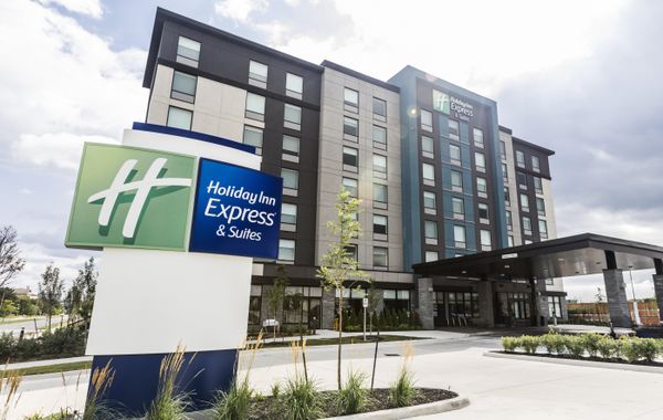 Holiday Inn Express & Suites Toronto Airport South by IHG