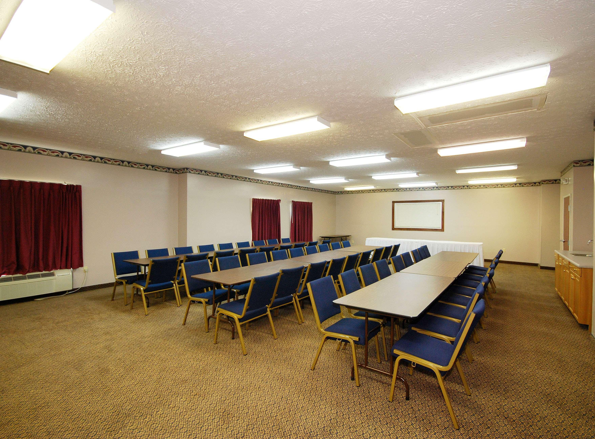 Centro de Negocios Comfort Inn & Suites Springfield KY
