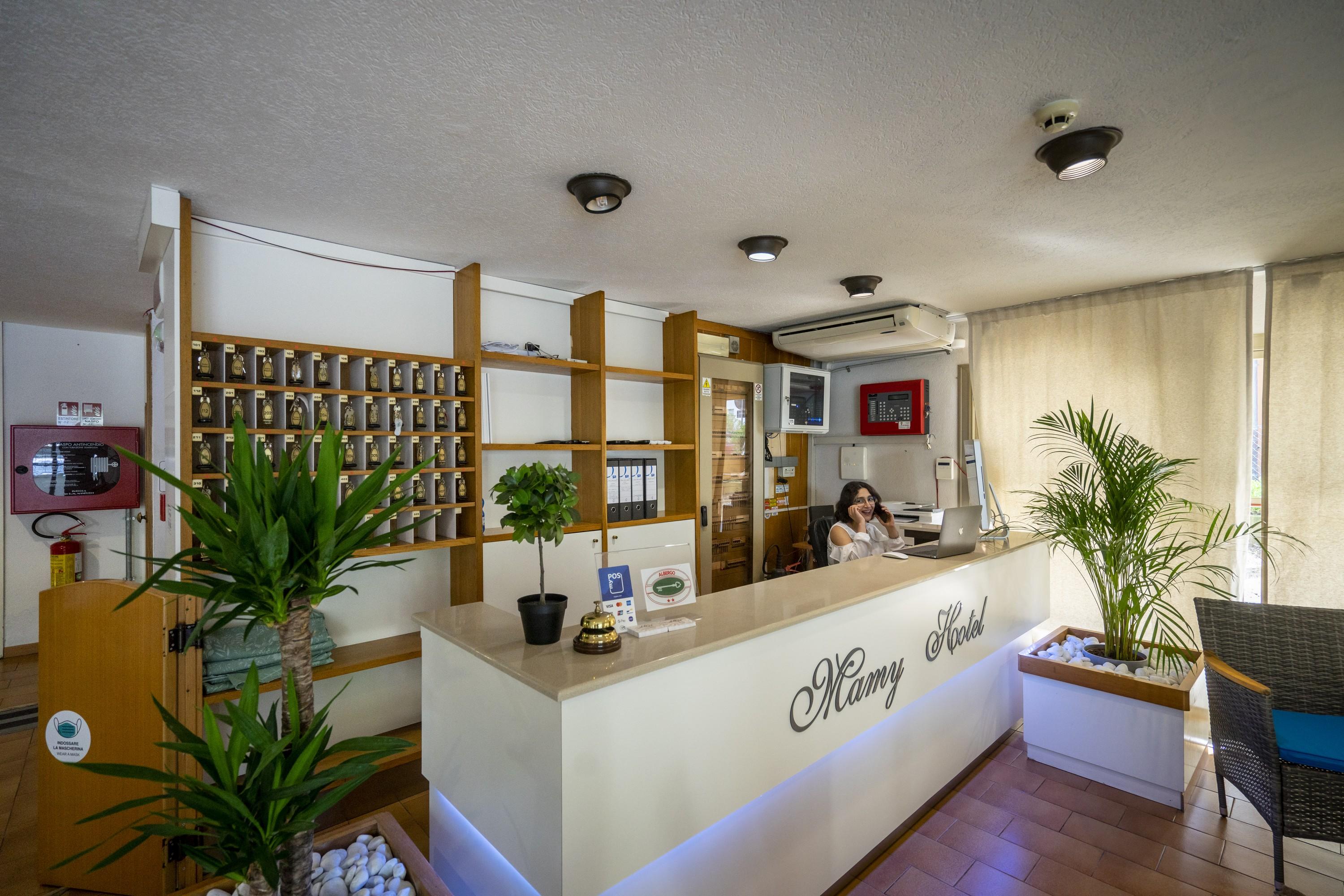 Vista Lobby Hotel Mamy