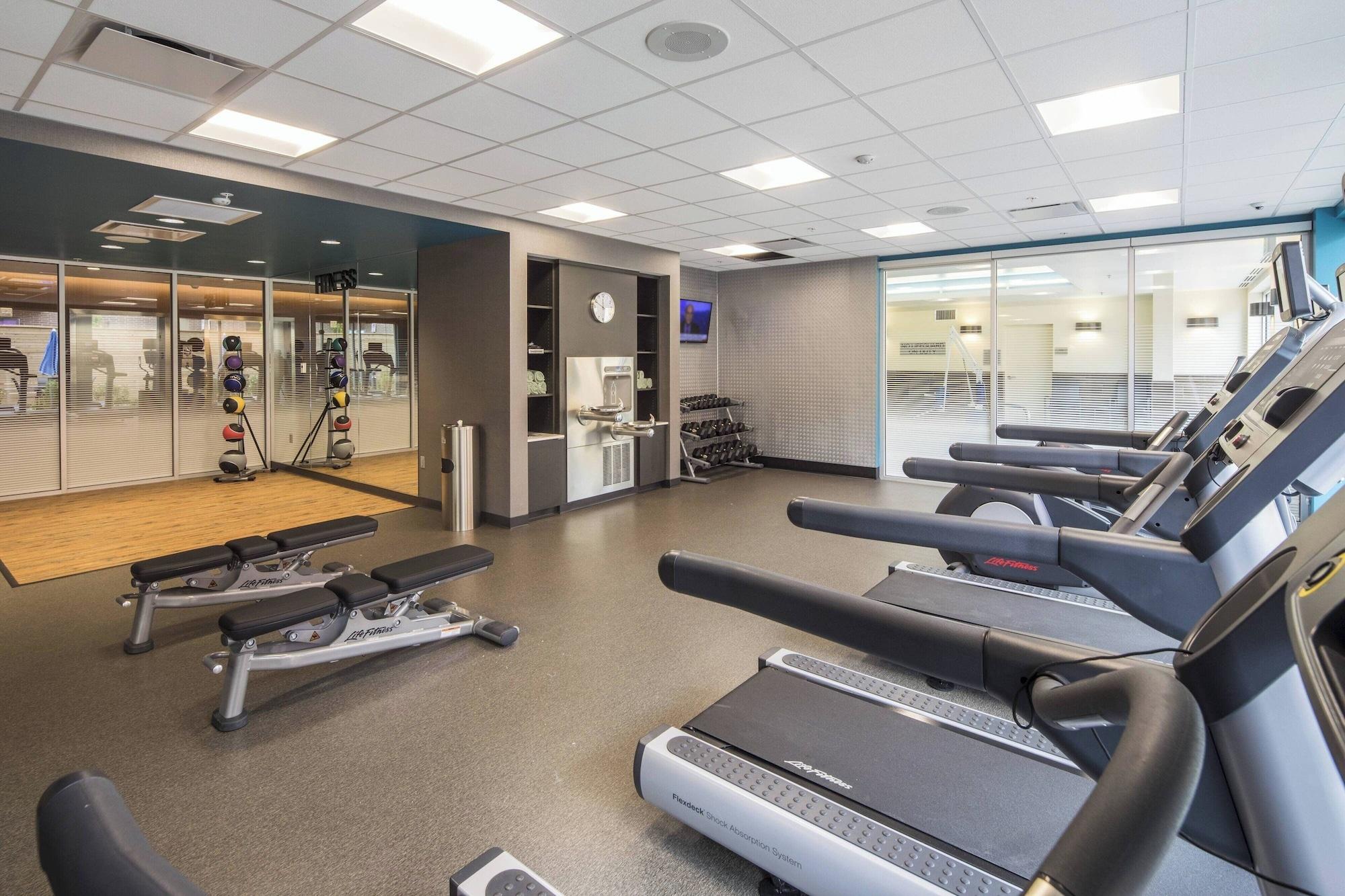 Gimnasio Fairfield Inn & Suites by Marriott Pittsburgh North/McCandless Crossing