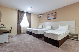 Alojamiento - Musafir Hotel