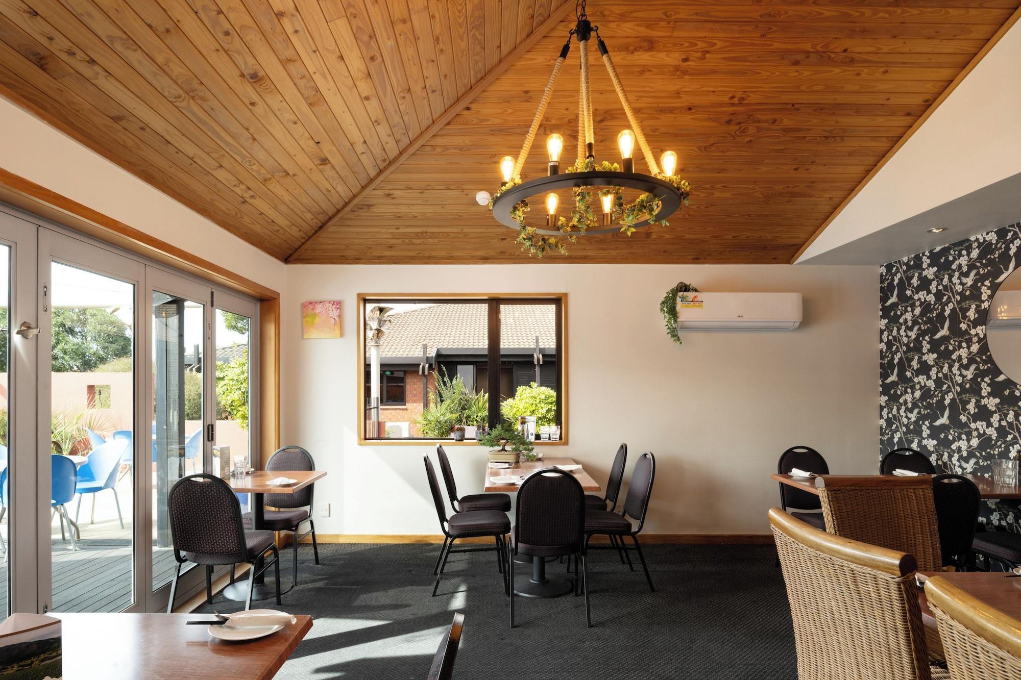 Restaurant Riverside Hotel Marlborough