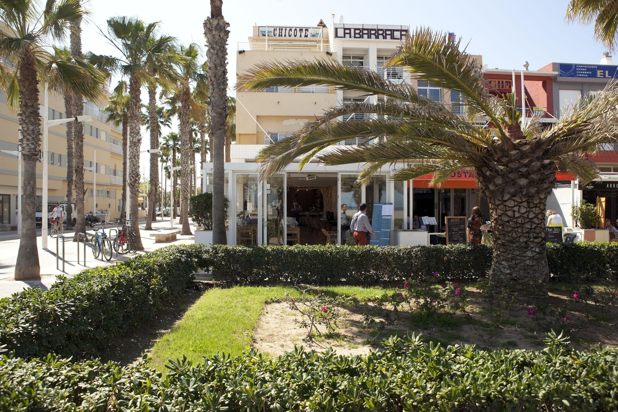 Restaurant Malvarrosa Beach Rooms
