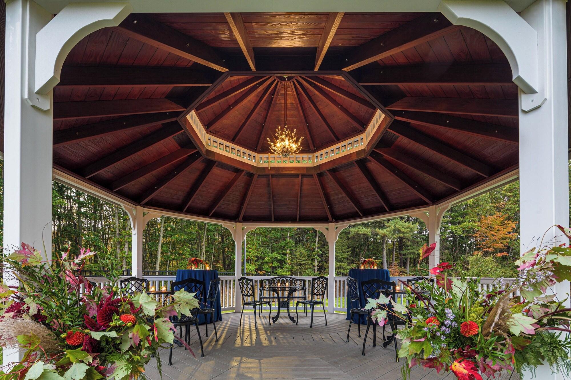 Vista Lobby Portland Sheraton at Sable Oaks