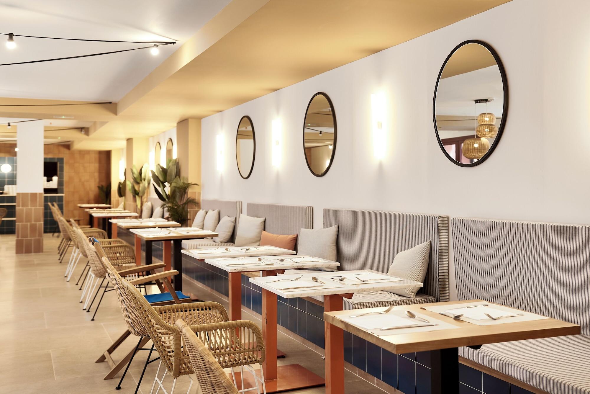 Restaurant tent Lloret de Mar
