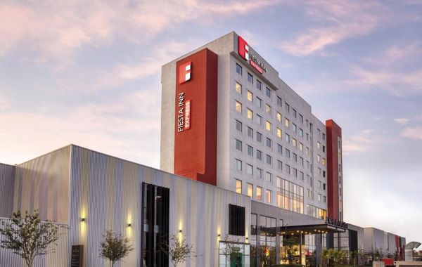 Fiesta Inn Express Puebla Explanada