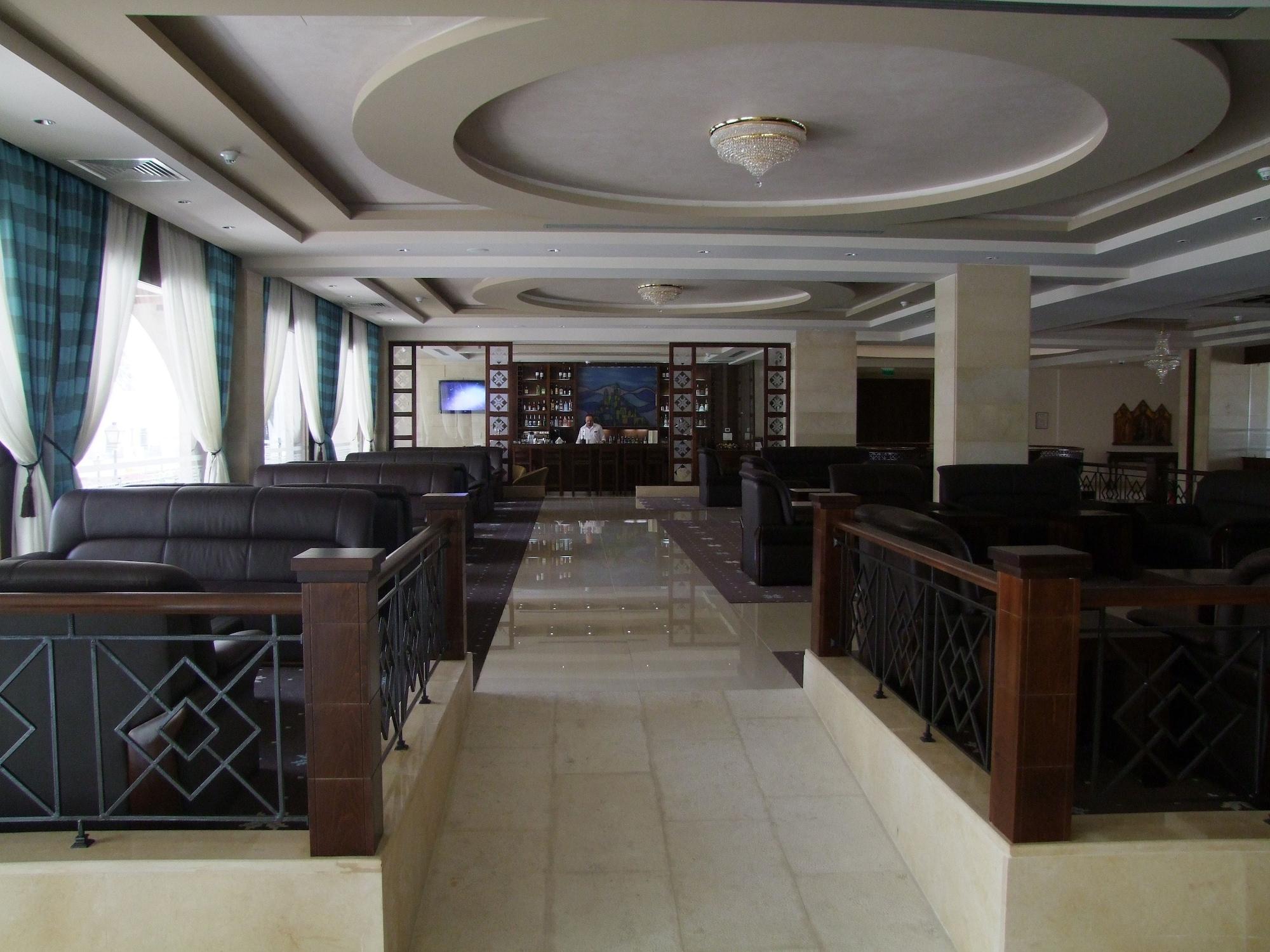 Vista Lobby Manger Square Hotel