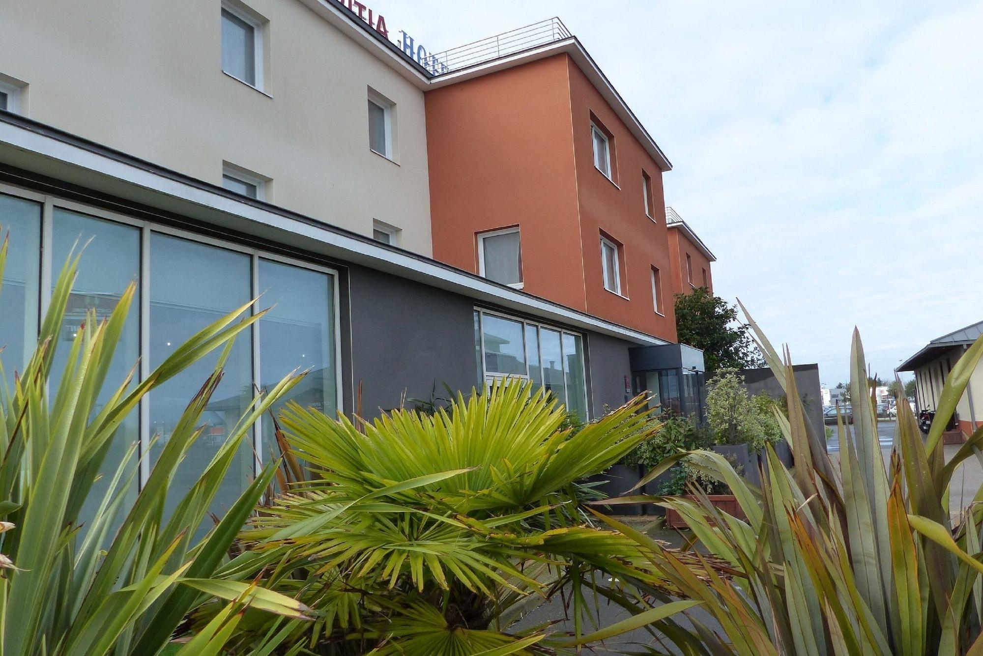 Vista Exterior Le Mauritia Hotel & Spa