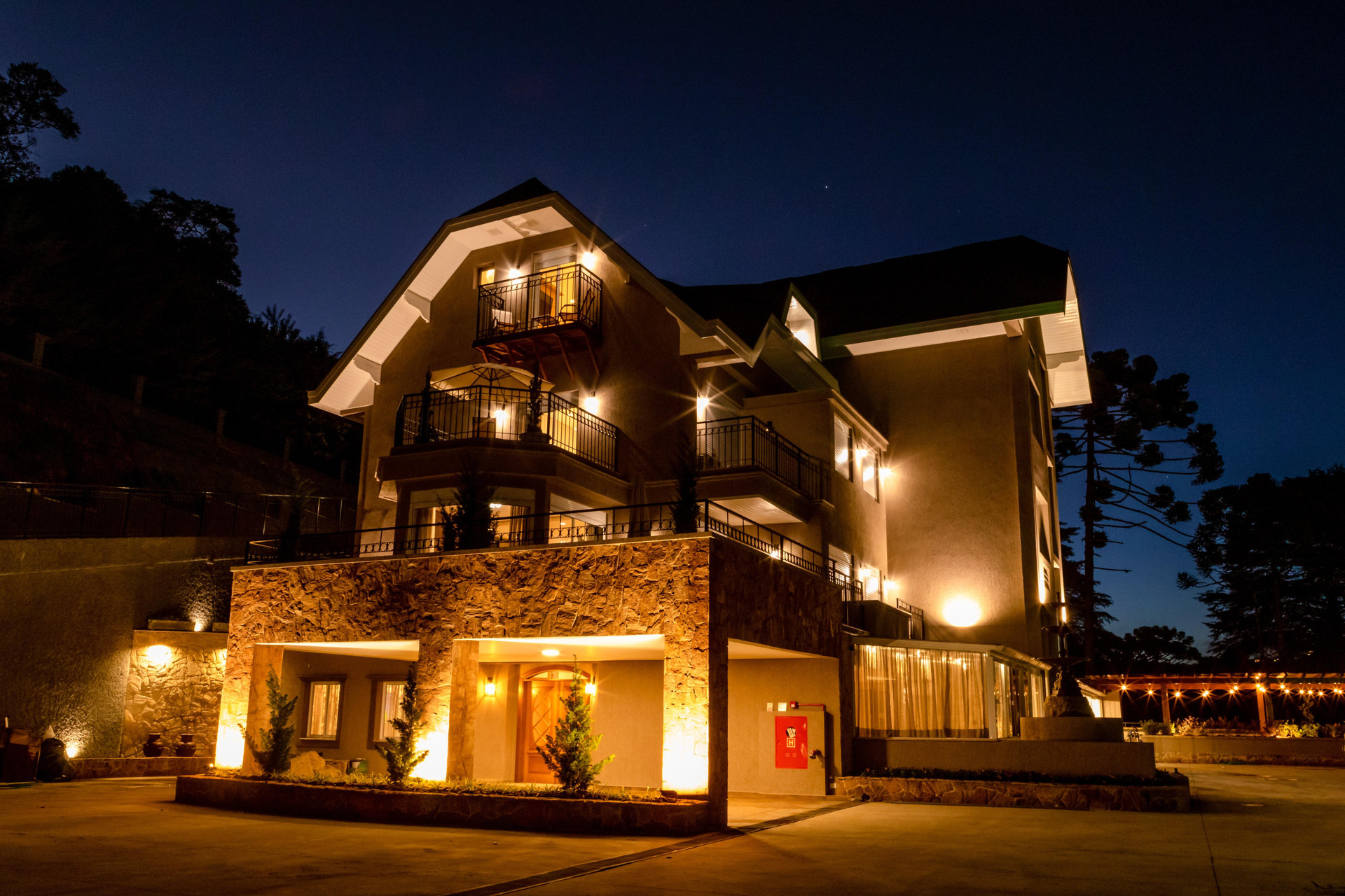 Vista Exterior CHAMPET BOUTIQUE HOTEL