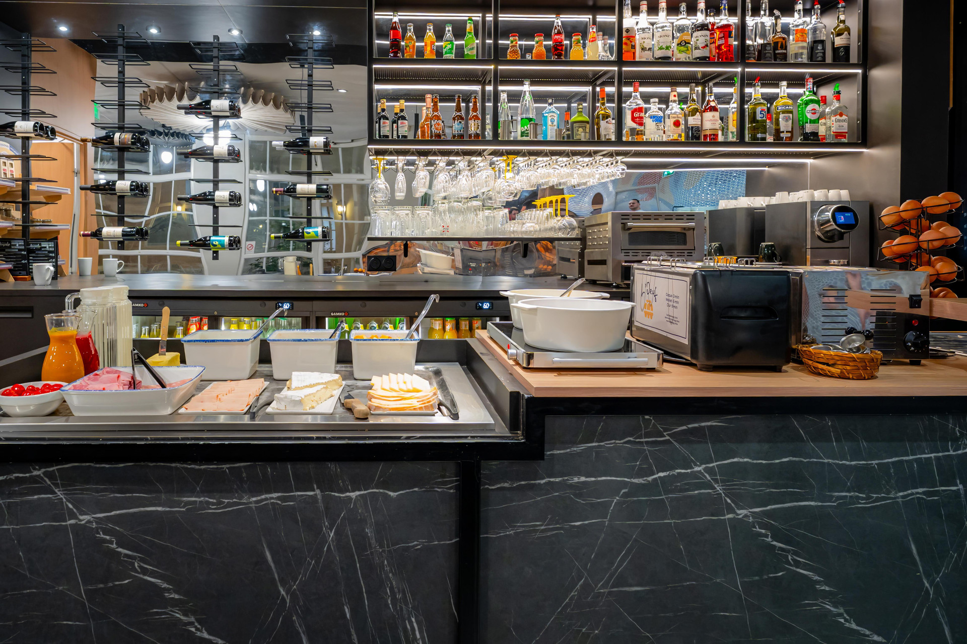 Restaurant ibis Paris Ornano Montmartre Nord 18ème