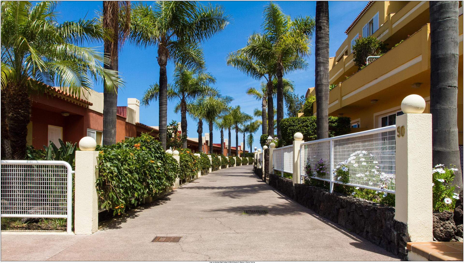 Varios Hotel Spa La Quinta Park Suites
