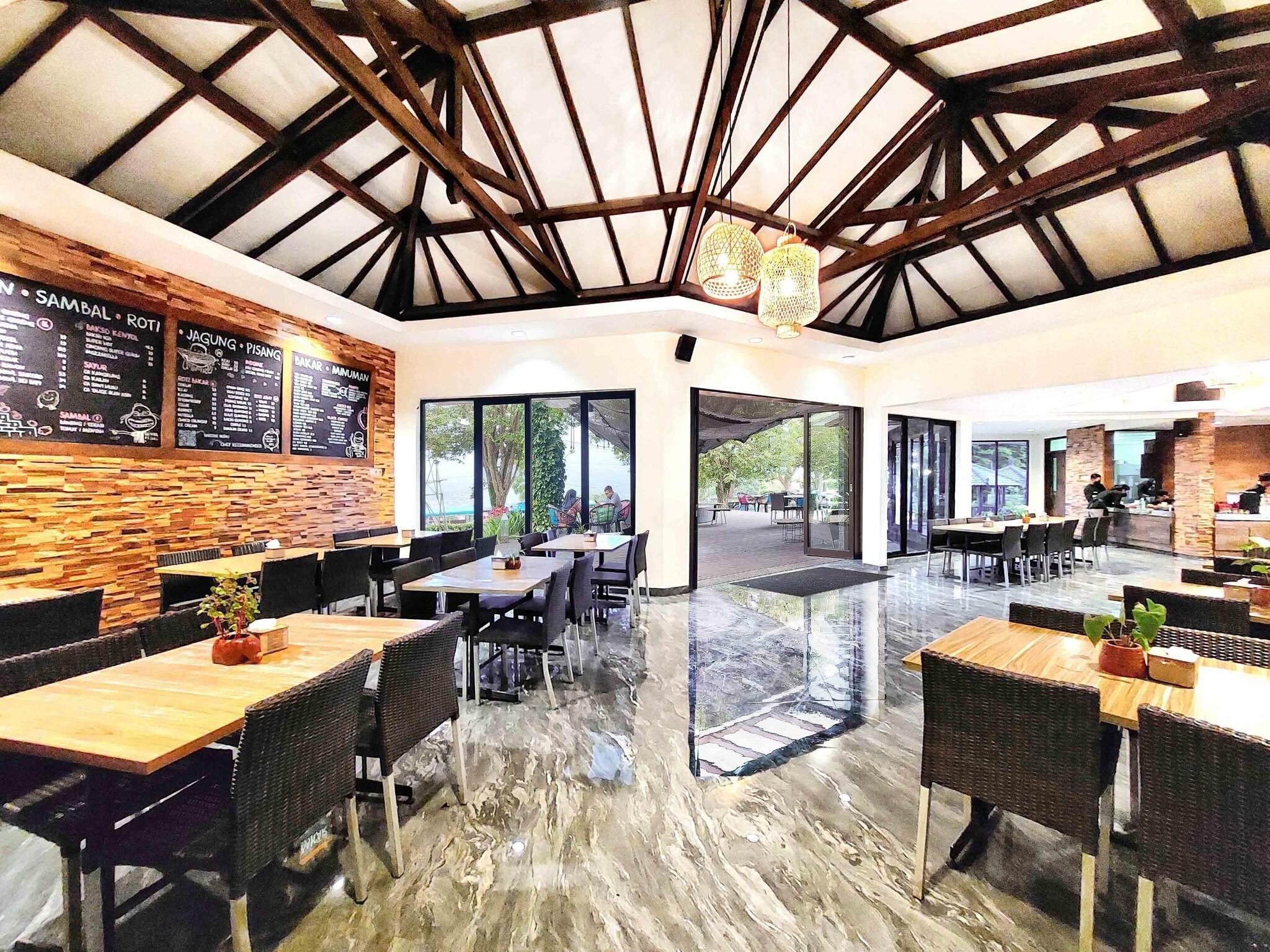 Restaurant THE BATU Hotel & Villas