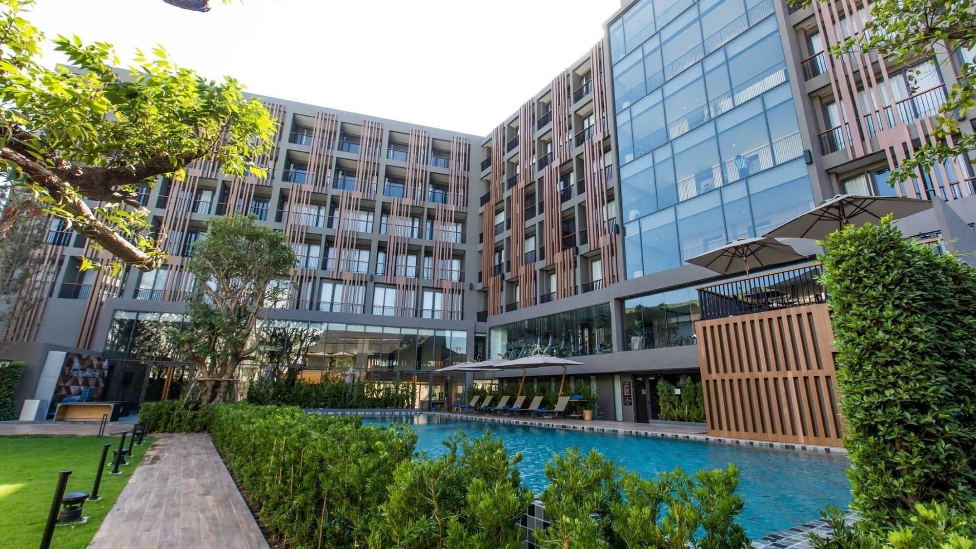 Vista Exterior The Teak Hotel