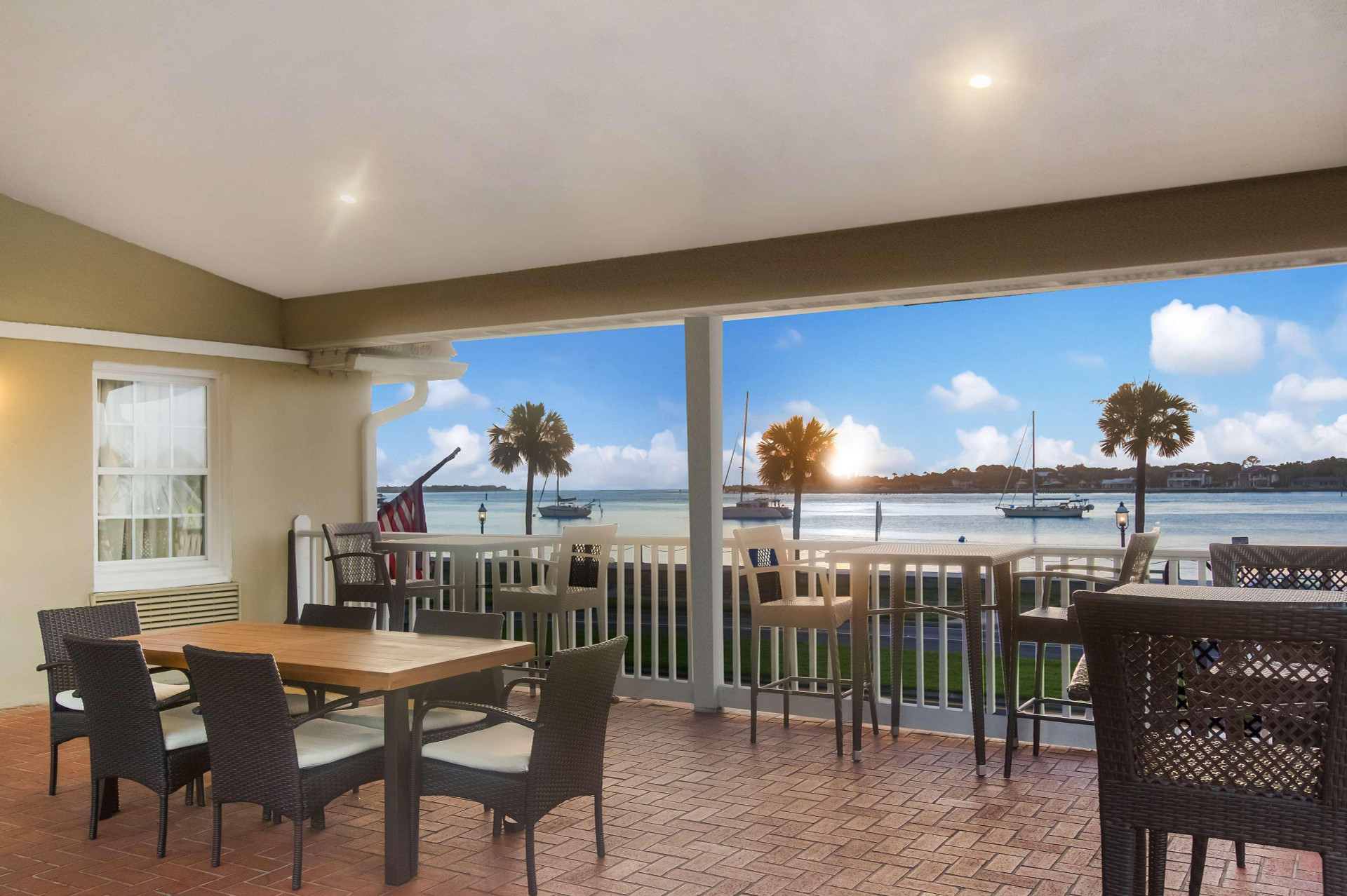 Restaurant Best Western Historic Bayfront