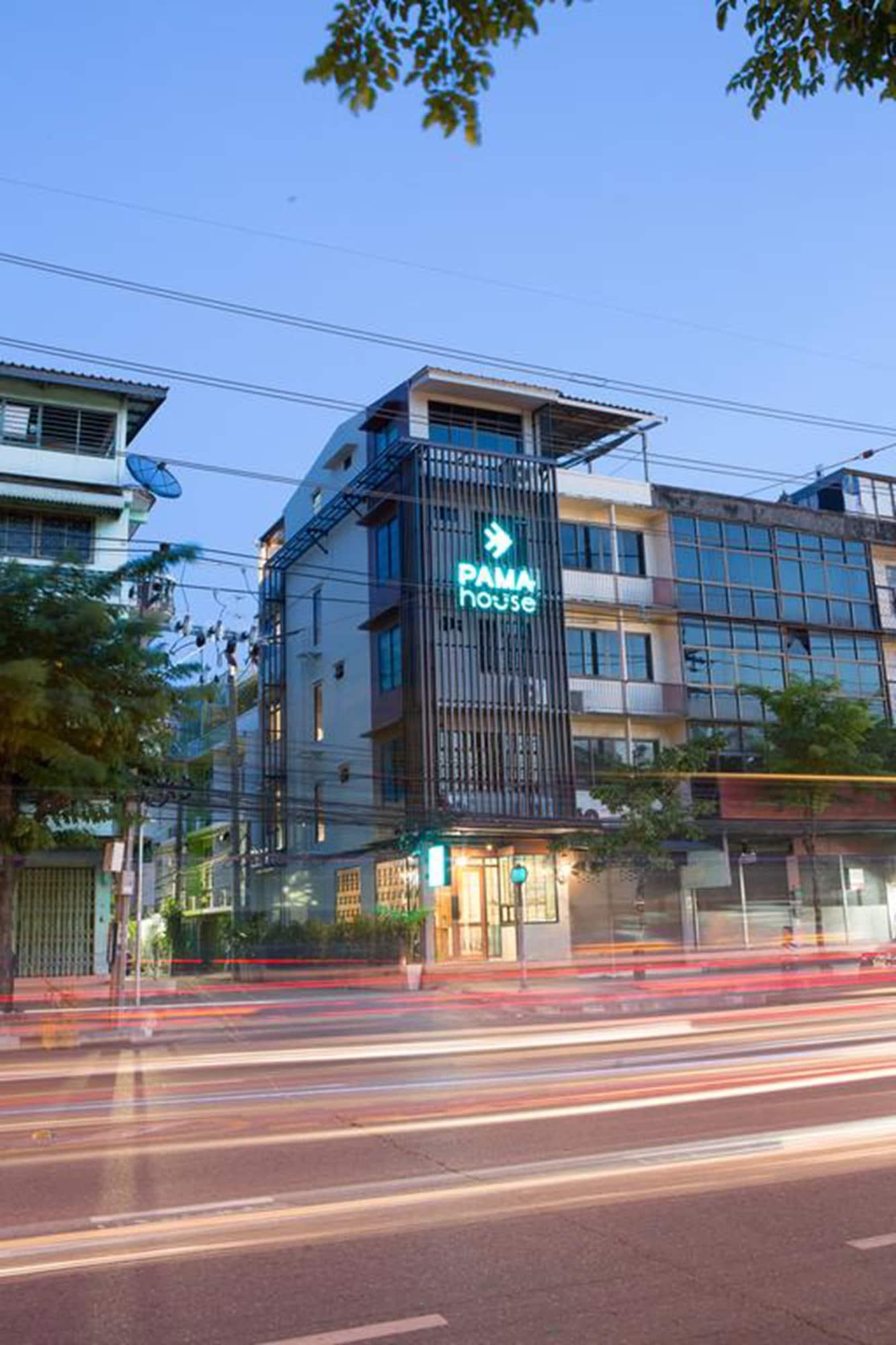 Varios PAMA House Boutique Hostel