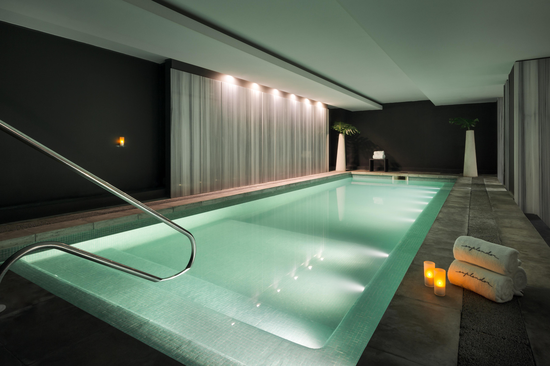 Vista Piscina Esplendor by Wyndham Cervantes