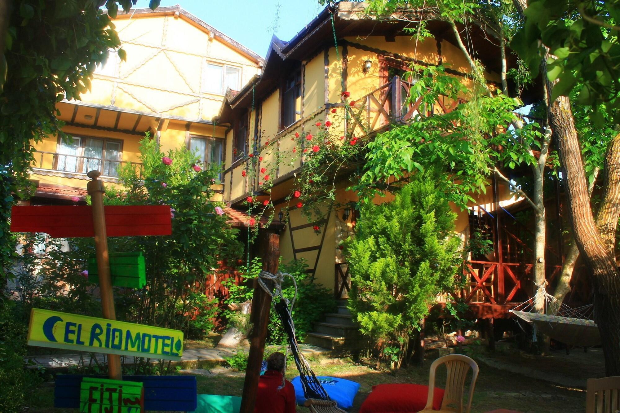 Vista Exterior El Rio Motel