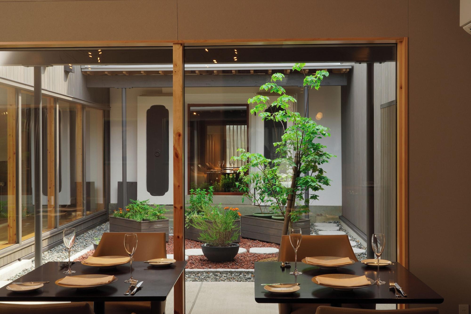 Restaurant Auberge Homachi Mikuniminato